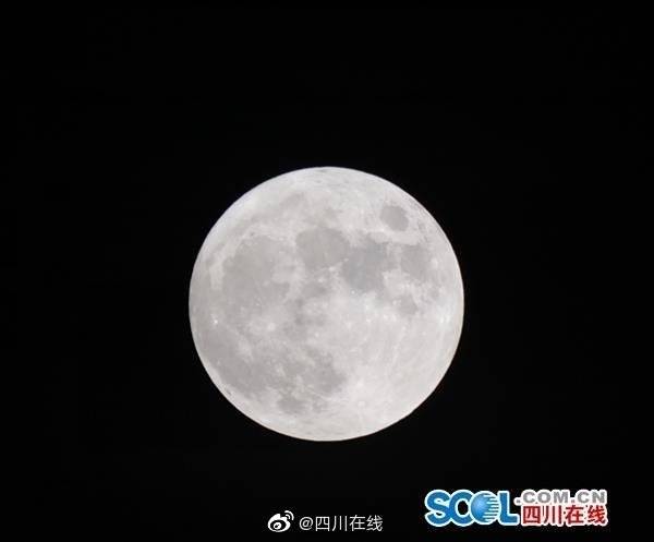 月亮|超大超高清的超级月亮来了！亿像素带你看！