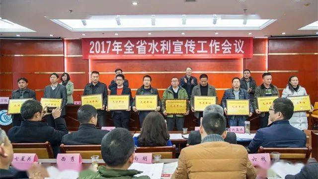退伍不褪色 争当工作中的排头兵_卢锡江