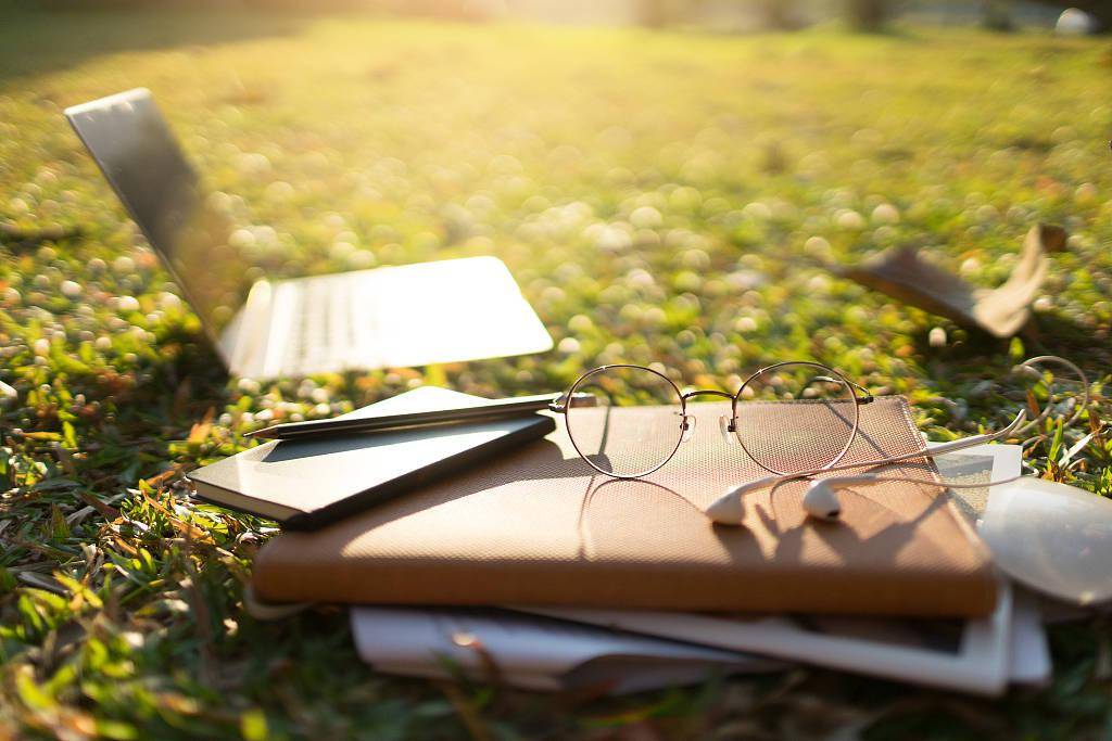 钱途|冷门专业没“钱途”？“兴趣”or“收入”，高考专业你会怎么选