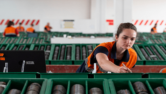 锂电池|铁矿石巨头力拓也来做锂电池生意了，可它并没赶上好时机？