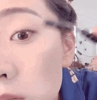 睫毛|从甜度爆表到复古明艳,产后首亮相的她惊艳全场!