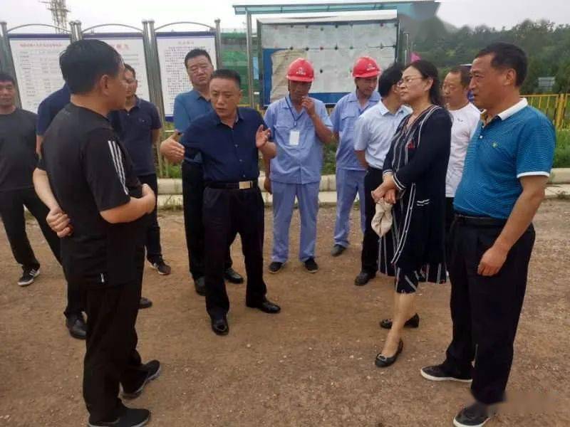 胡志权调研产业集聚区重点项目建设情况