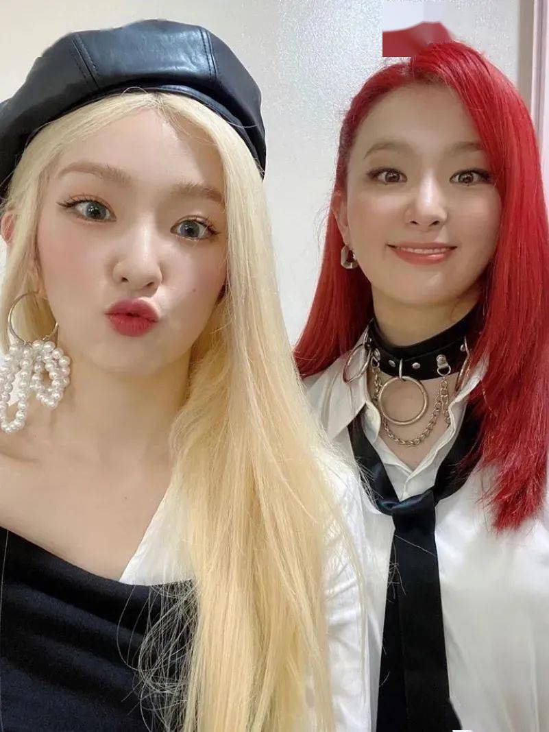 眼睛|还没掌握女团同款的“太阳花睫毛”？是时候看看Irene了！