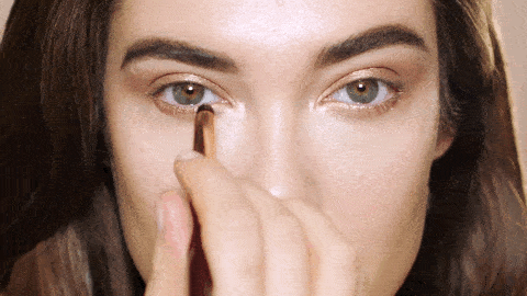 眉毛|关晓彤自认天生是臭脸？但不好惹的她却美到让我疯狂打电话！