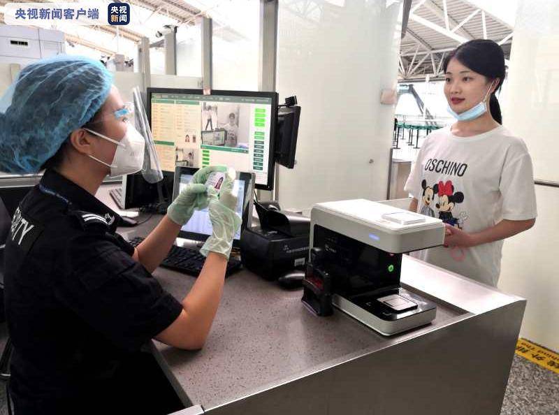 航班|广州白云机场推国内航班“一脸通行”服务，系全国首家