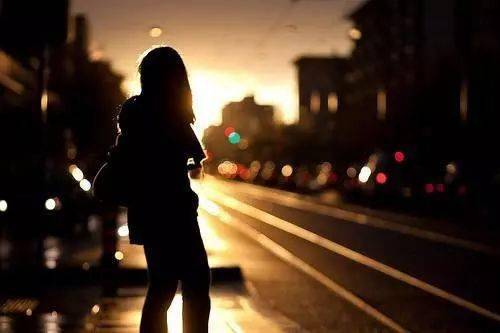 我该怎么爱你短句 e3e344cec7ff4465a56570d8d1cb95a5.jpeg