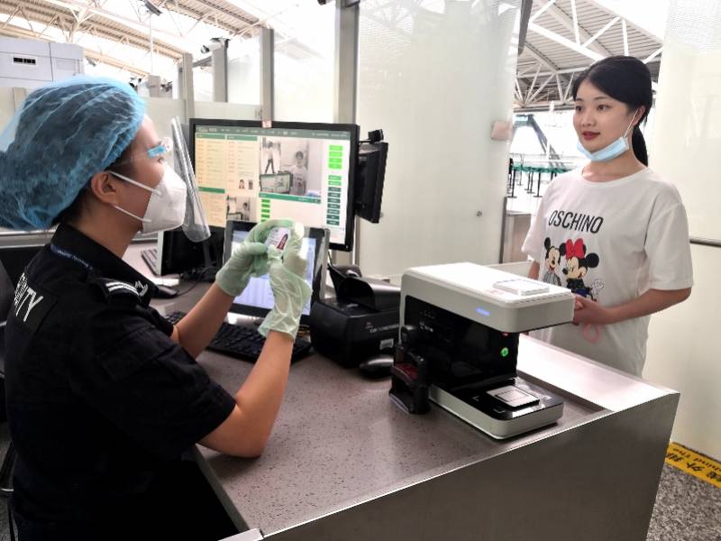服务|旅客全程刷脸通行！5日起，白云机场国内航班可“一脸通关”
