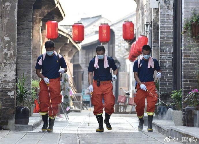 进行|人民网|安徽巢湖：洪水渐退忙消杀