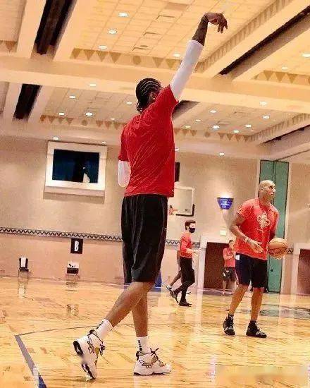 耐克|侃鞋丨莆田都不敢干的事儿，让你耐克乔丹干了