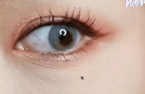 男友|睡了17个小鲜肉后,萧亚轩把新男友累到吐血:她太性感,我没有办法!