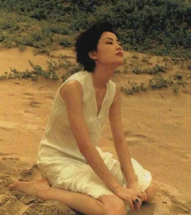 uth|你妆啥 | 我们瞒着王菲拍了她