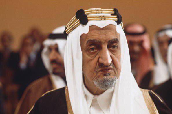 阿美|利润骤然下滑 收入压力山大 沙特石油巨无霸如何面对历史性变革？