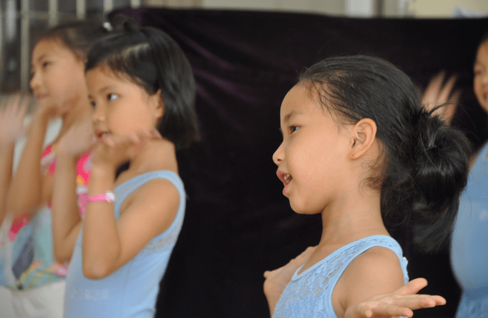 紫茶|里村小学焕“新”，访谈紫茶教育集团里新小学校长万川