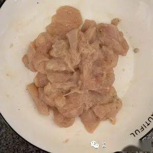 鸡胸肉多少分钟才会熟 80ca061b95dc45c8aab55a7726955f7e.jpeg