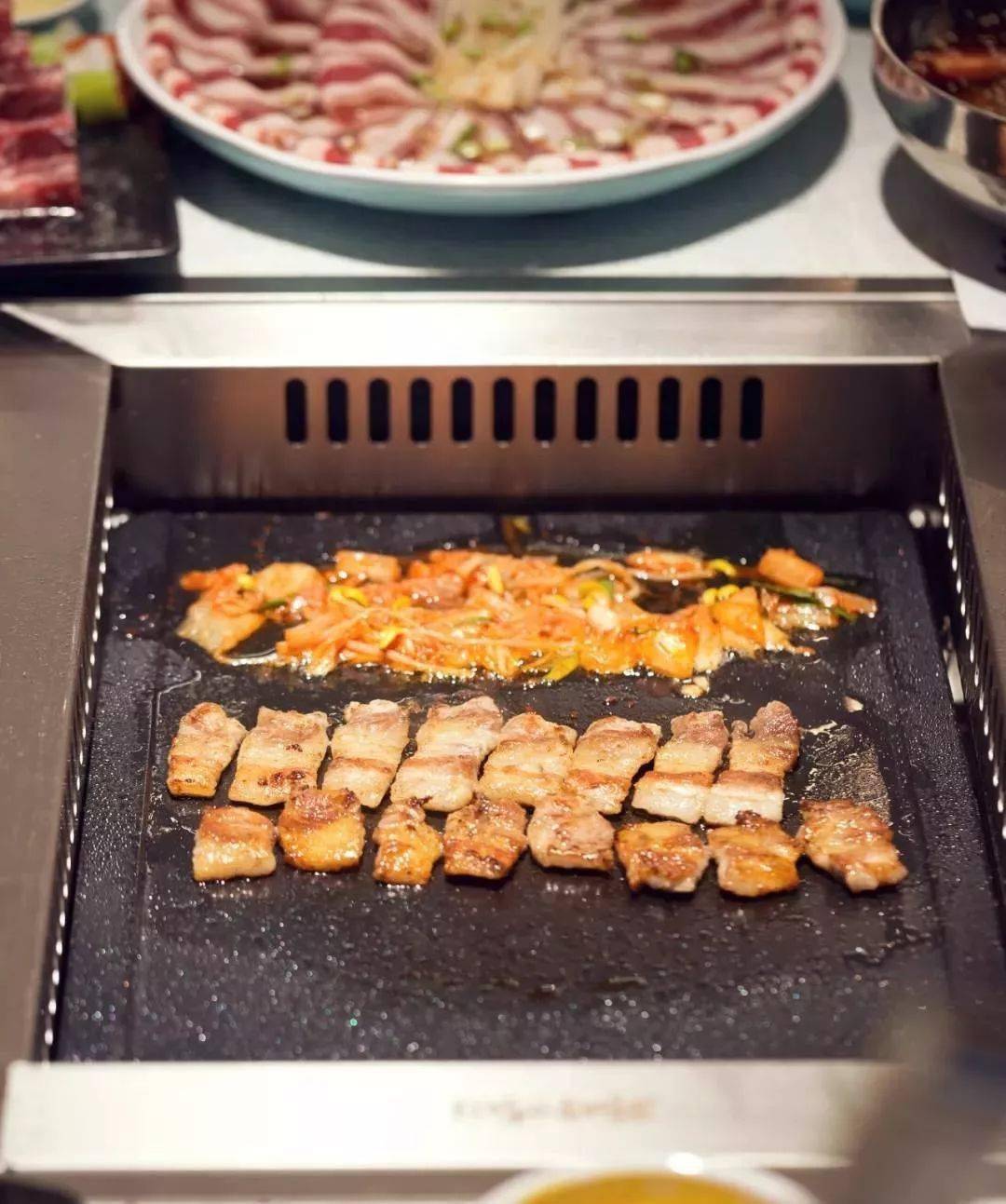 韩时|唯有烤肉不可负！【韩时烤肉·两店通用】138元享门市价448元3-4人餐！天下美食千千万