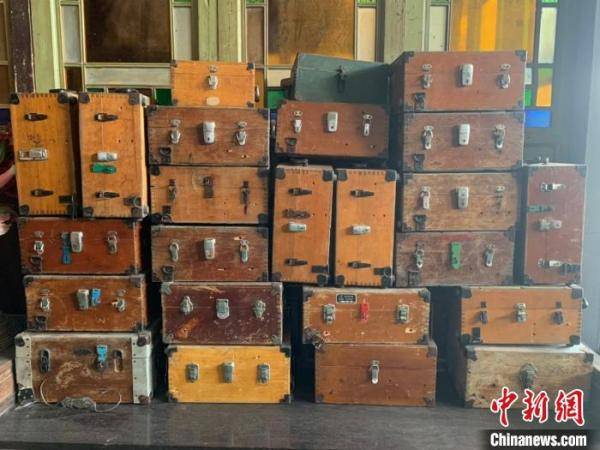 广西南宁|广西南宁摊主攒“藏宝圣地”收藏老物件