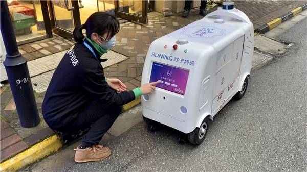 苏宁|5G物流商用再突破！苏宁易购5G无人仓，拣选准确率99.99%以上