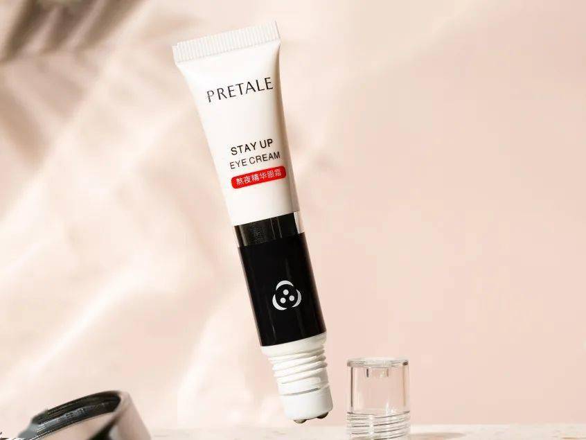 黑眼圈|blingbling大眼秘诀！早晚滚两下，赶走黑眼圈、细干纹！