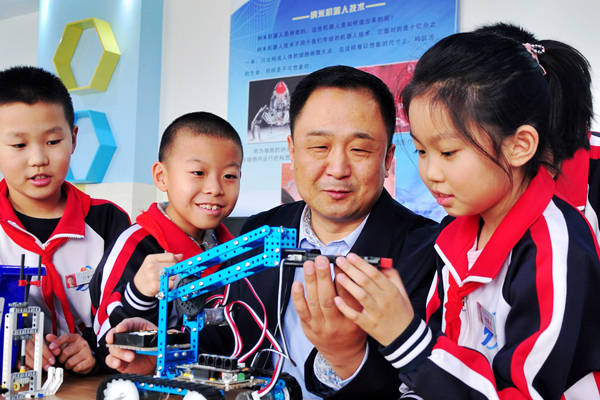 仁师|一所真正的学校，既需要业师、能师，更需要仁师！