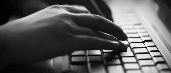 身份|一人分饰四角！真是“戏精”啊……