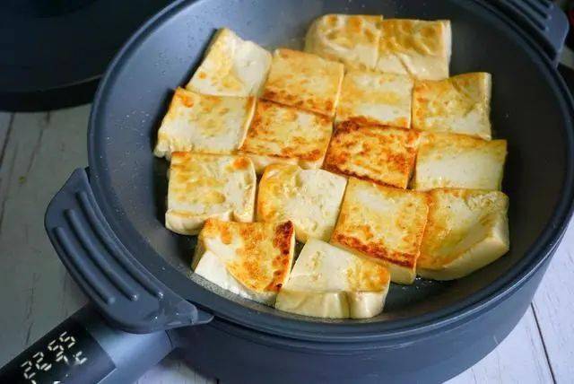 烧烤|在家3元做1盘，秘制料汁教给你，学会能摆摊火爆街头的铁板豆腐