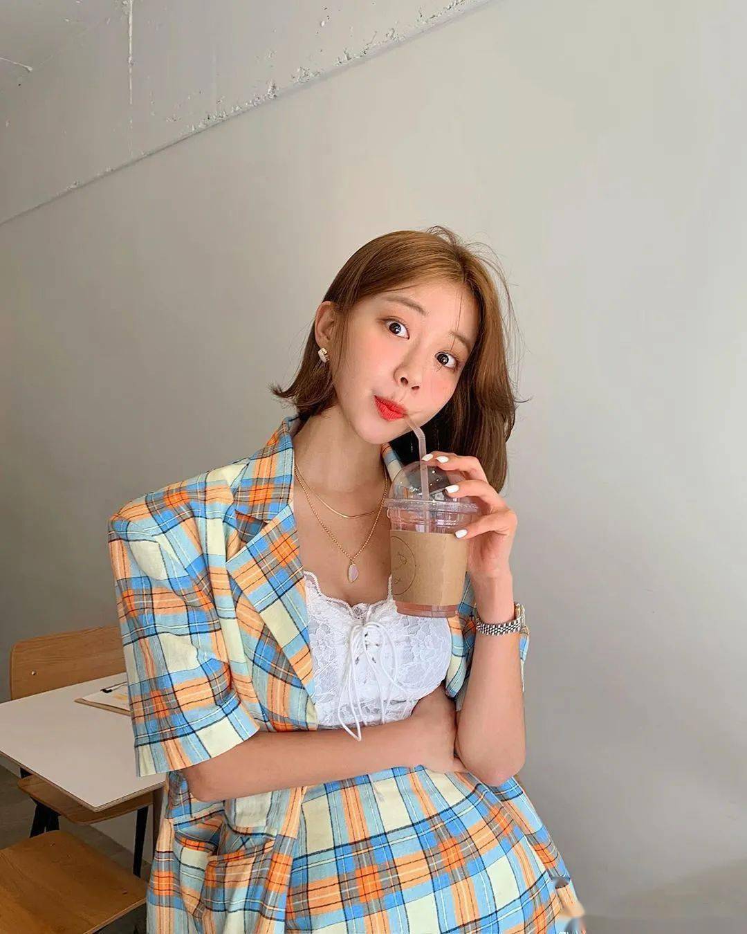 韩系|颜值身材一般的女生，这么穿也太好看了