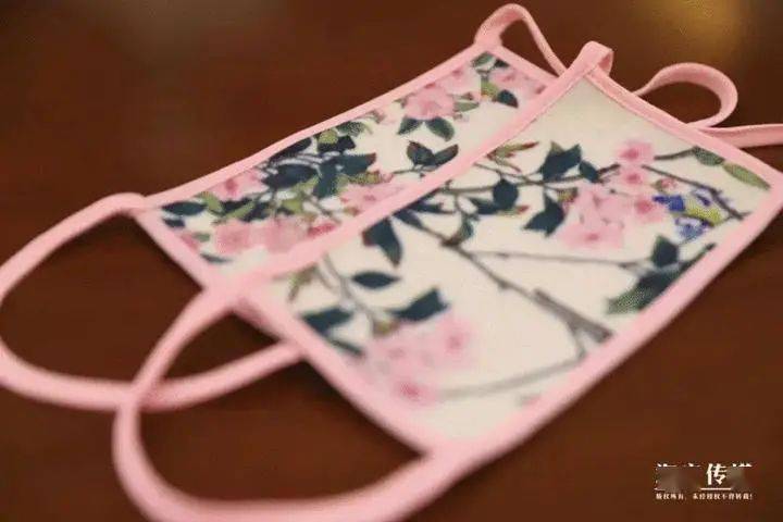 服装|护士换上“秀场款”护士服，太漂亮了