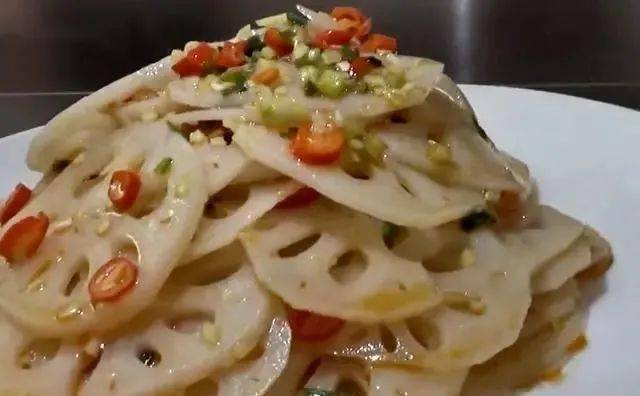 在家怎么做凉拌藕片 be6cffadb02b4548a1537e6773c5a6ad.jpeg