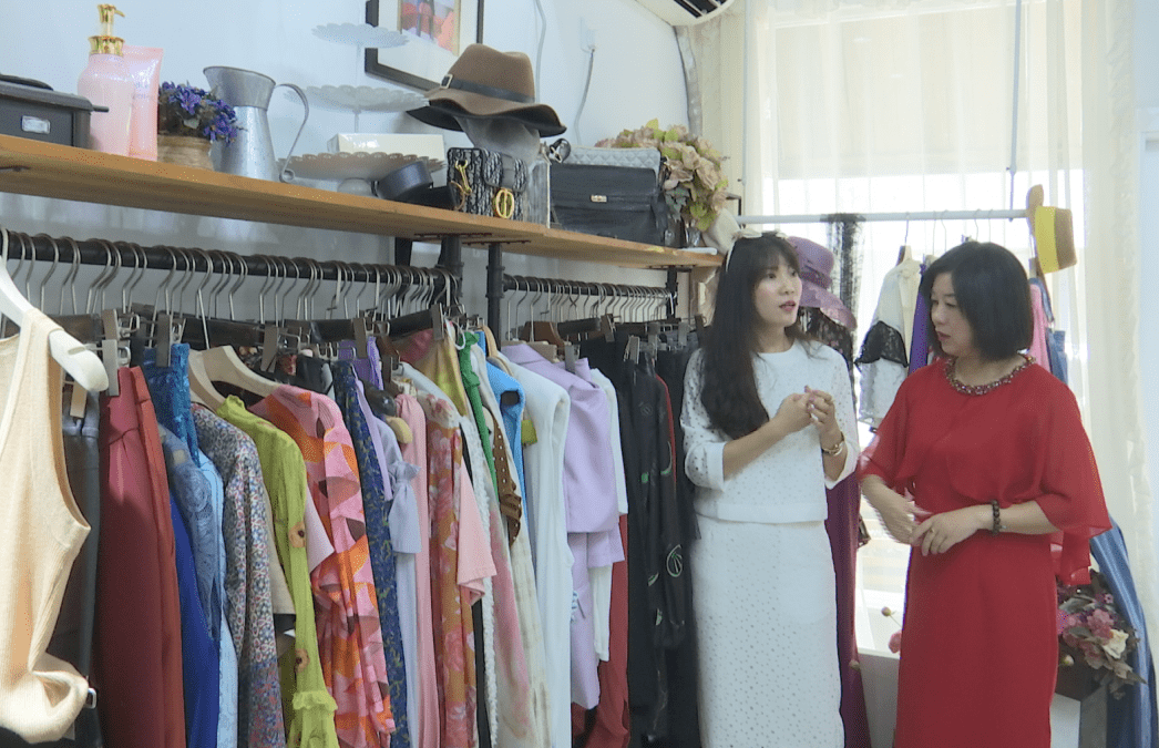 服装|定海流行服装变化史，你经历了哪些年代？时髦都赶上了吗？