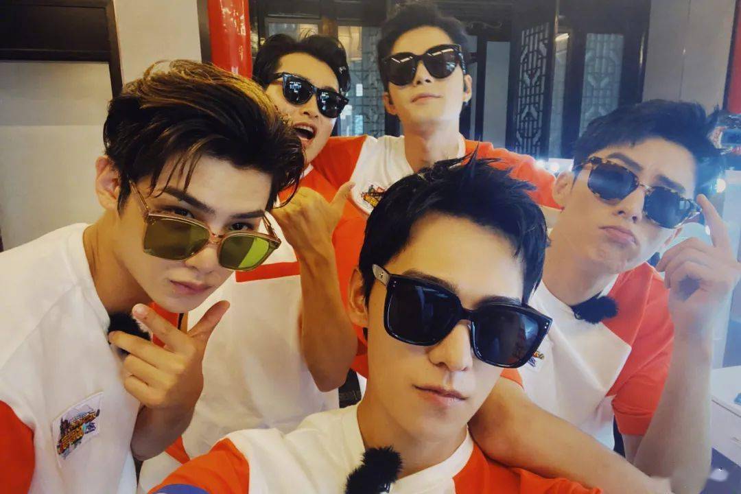 哥哥|元气哥哥蔡国庆的三百六十五个祝福里一定有“不会老”这一条