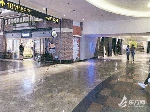 王美丽|为追回黄昏恋女友 六旬大爷地铁携汽油恐吓对方被判刑