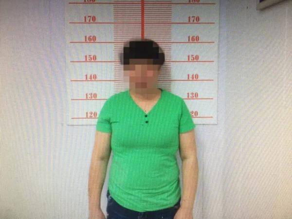 来源|曝光！450元的中华烟，300元回收！浙江一老板娘被抓了