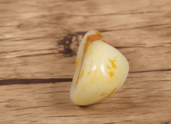 天价|2210万成交！这块天价籽料，火了！