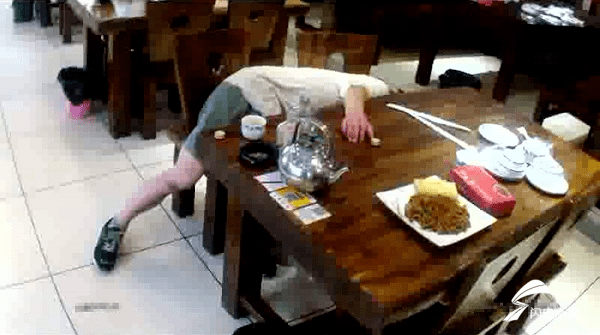 餐费|济南一男子为吃“霸王餐”屡次装病被拘十五天