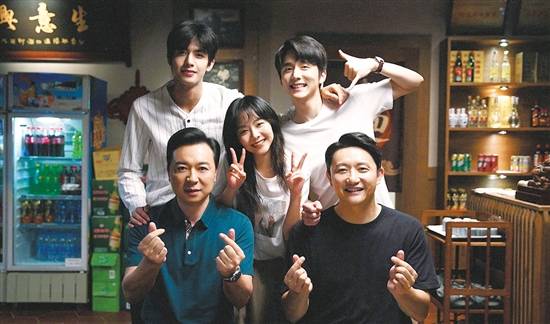 剧情|《以家人之名》开播收获好评，但剧情发展引发争议