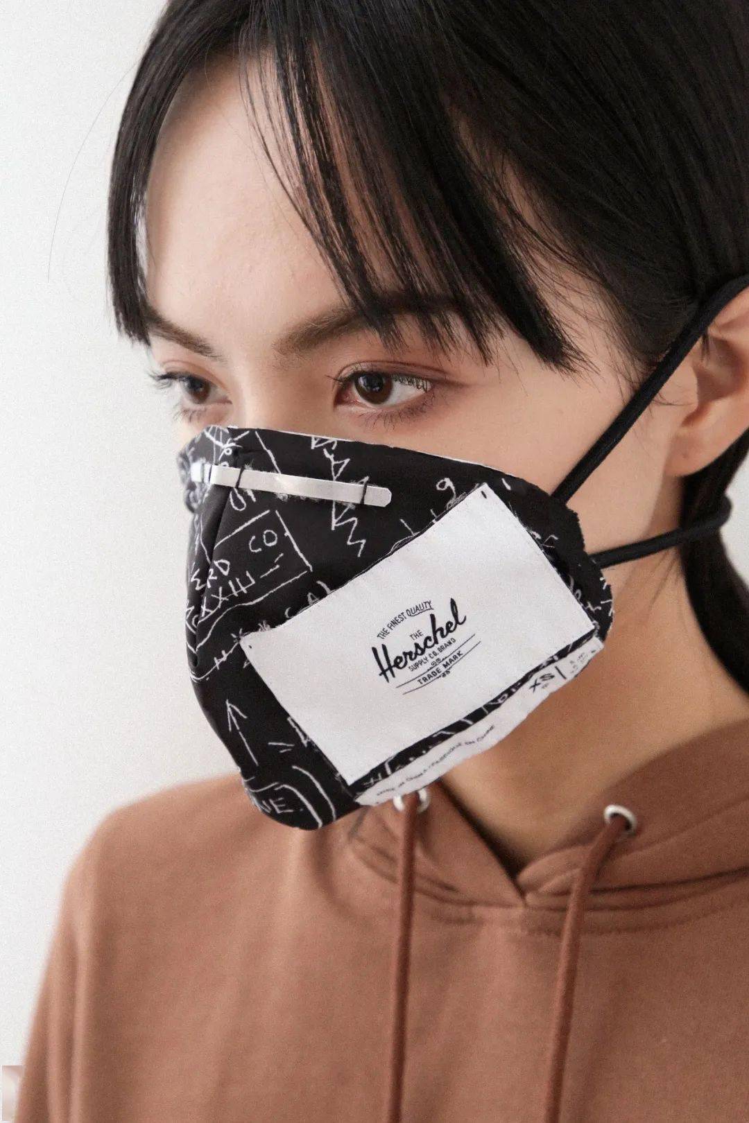 Off-White|Off-White 口罩太贵，就是你现在不戴口罩的原因？