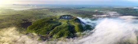五大连池|黑龙江省博物馆举办“巍峨火山 天池胜景——走进神奇的五大连池”图片展