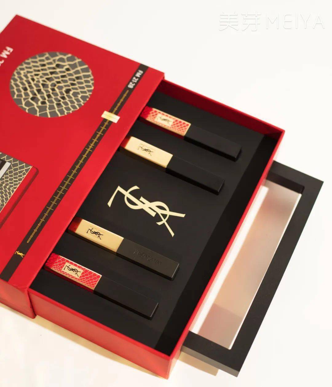 礼物|想要礼物的女生，真的很物质吗？