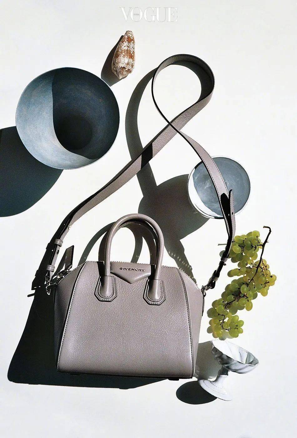 质感|如何选择值得投资的经典款包袋？这组包袋大片就是答案 ~ ?