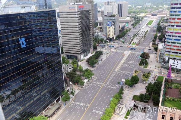 韩国防疫第二阶段扩至全国 首尔市中心又变冷清