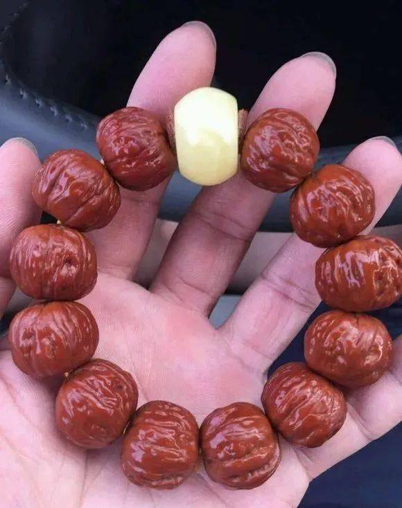 珠子|手串的搭配变迁，是我逝去的青春......