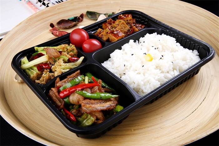 避免浪费!天津一饭店推出女版盒饭,菜品不变米饭比男版少50克