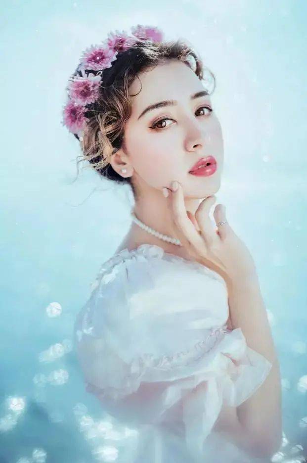 美貌|欧式少女，美貌如仙