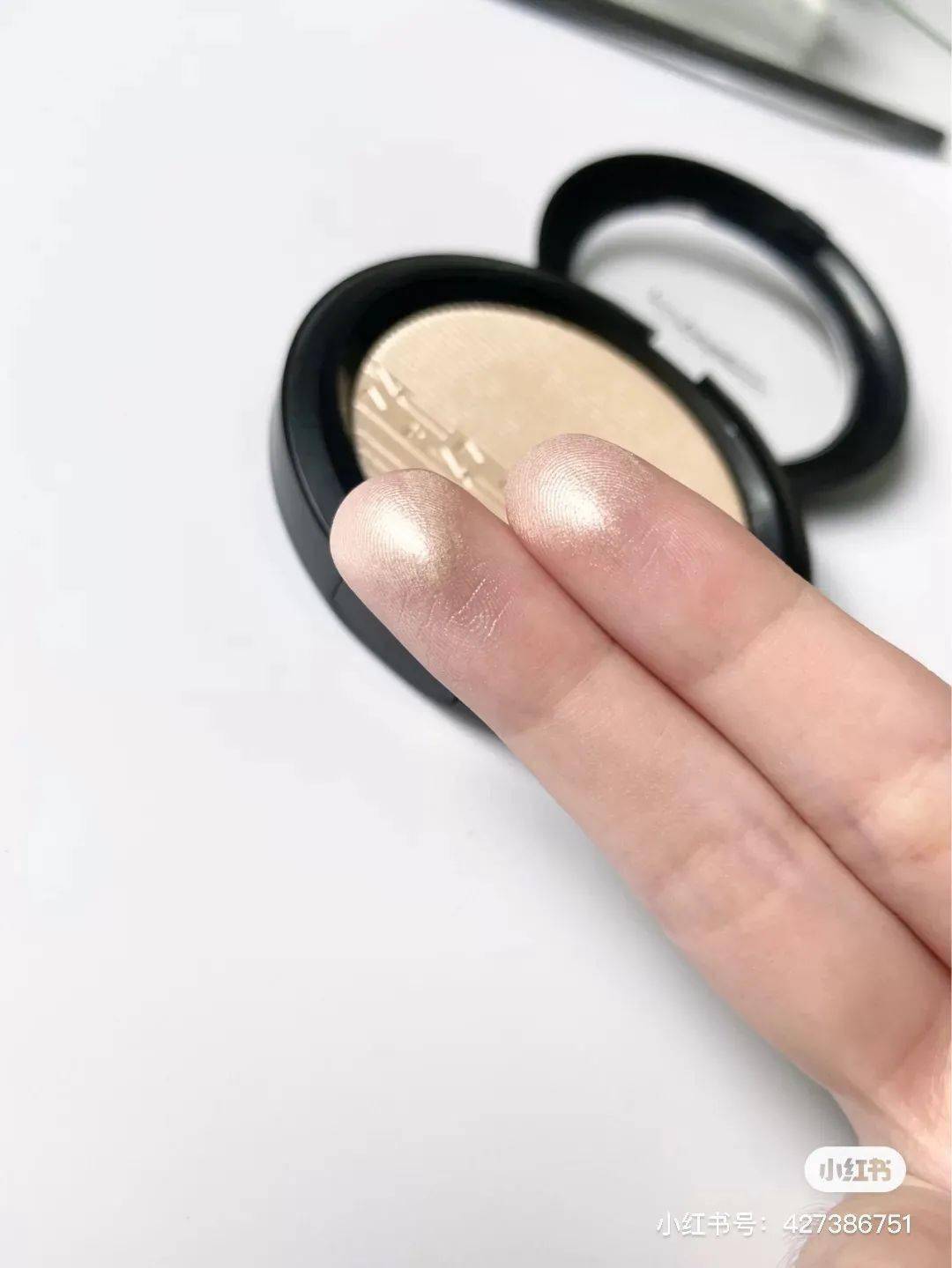 水印|揭秘？传说中的韩系证件照美女居然都是假的！