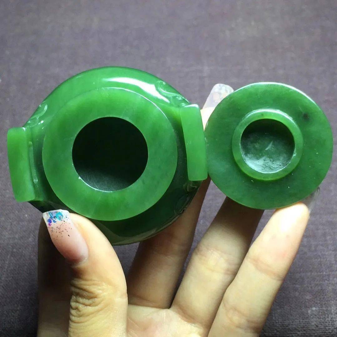 珠宝|红宝石为什么备受瞩目，用美貌迷惑人间的红宝石！