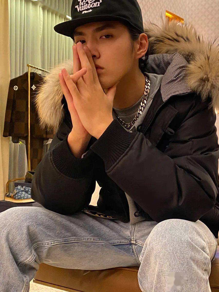 人人|半个娱乐圈都在穿！人人苦等的 LV 联名终于来了！想抢到只要一招！