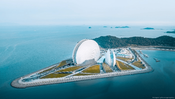 珠海GDP冲2万亿_珠海40年gdp发展图片(3)