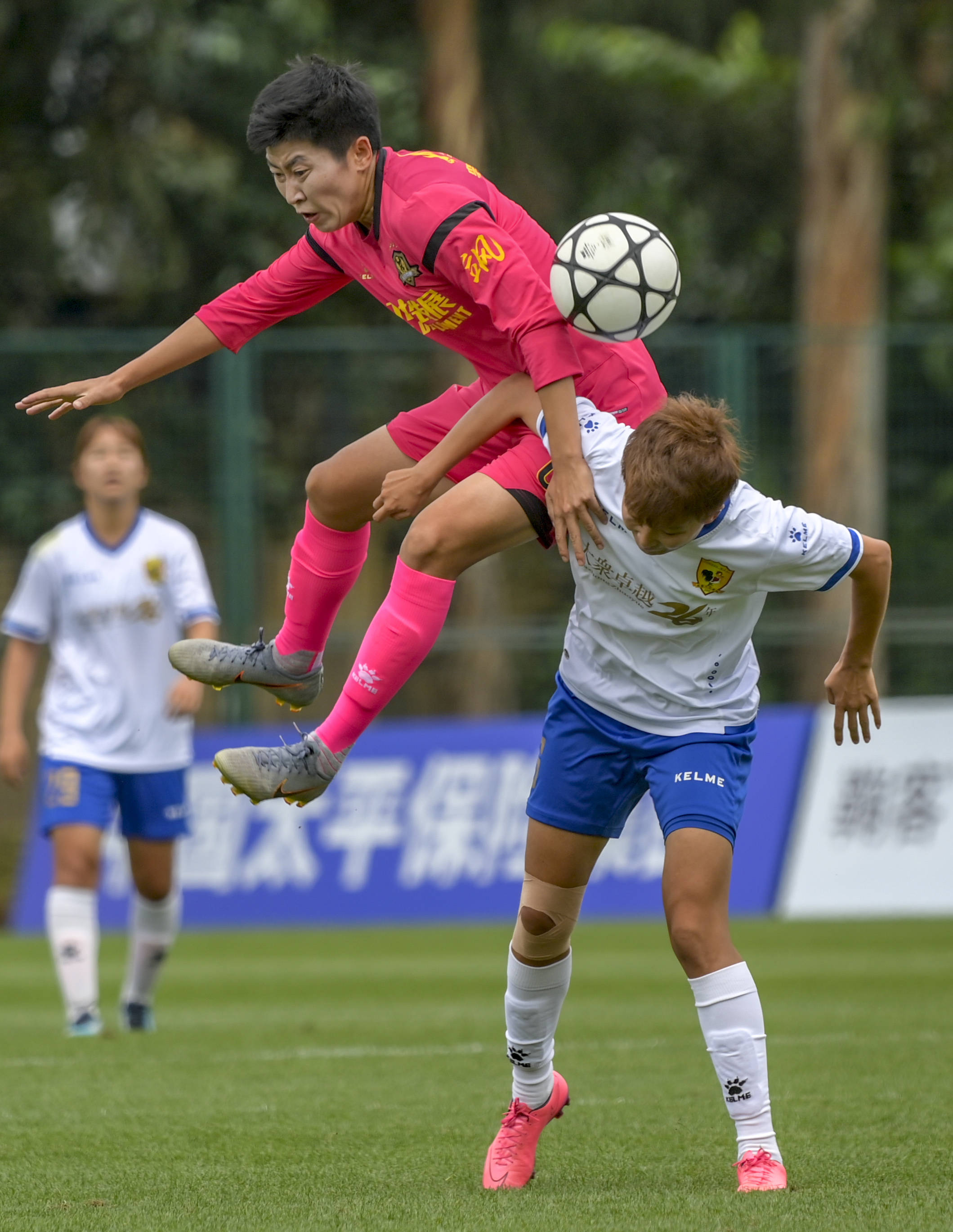 恩格尔斯