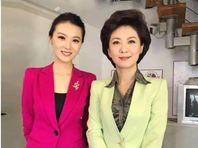 燕妮|播音主持艺考生最全穿搭推荐,艺考你穿对了吗?