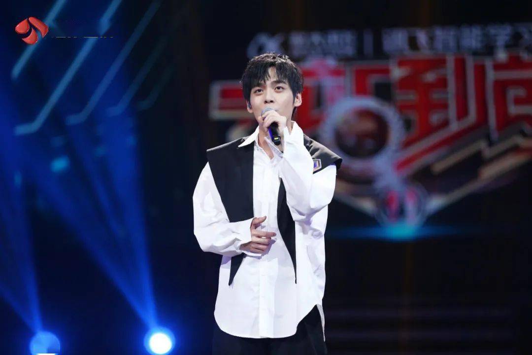 胥添麒|大型心动现场！音乐剧演员徐均朔温柔献唱《枝夏》